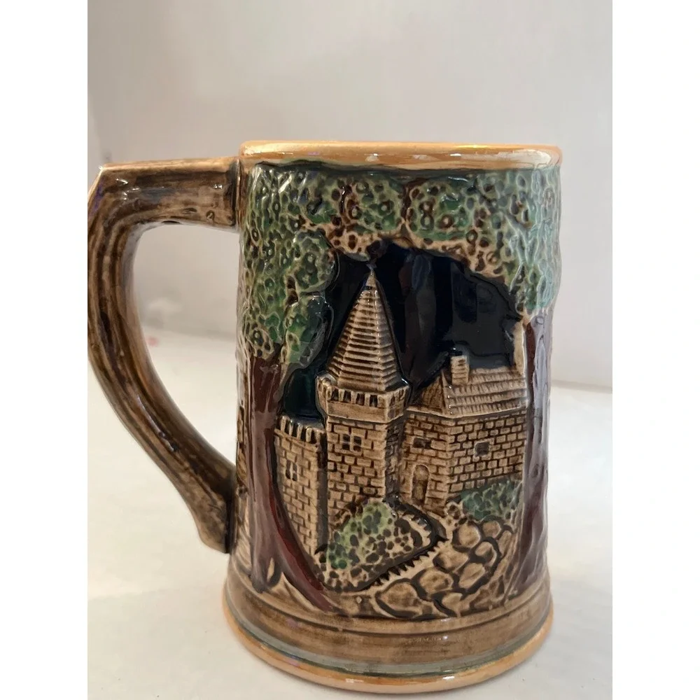 Vintage Christmas Carolers Castle 3D Relief‎ Ceramic Beer Stein Mug 5 Inch